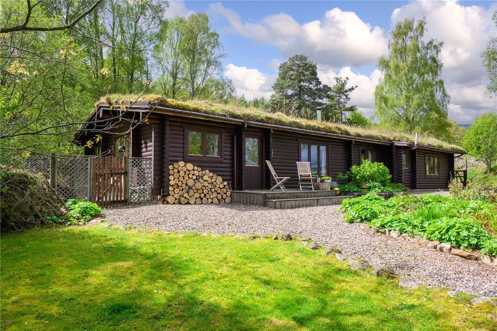 Property photo 1 of 25 Exterior