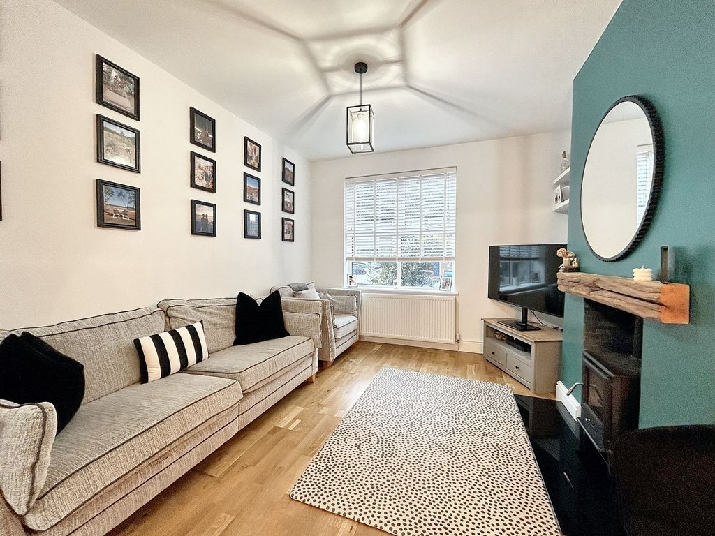 Property photo 2 of 29