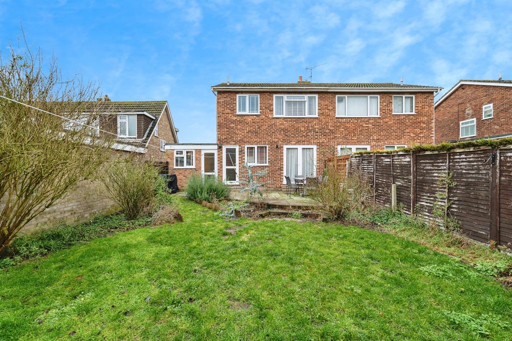 Property photo 2 of 17