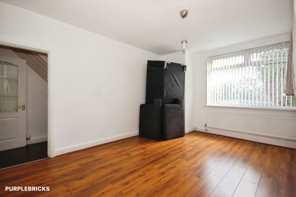 Property photo 2 of 26