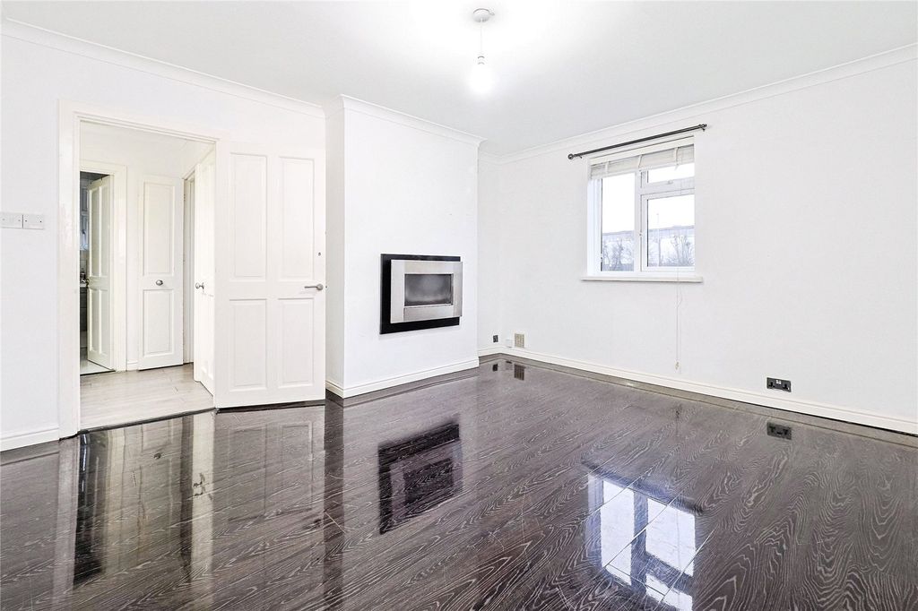 Property photo 2 of 14 Picture No. 04