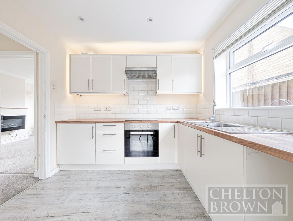 Property photo 3 of 47 Kitchen