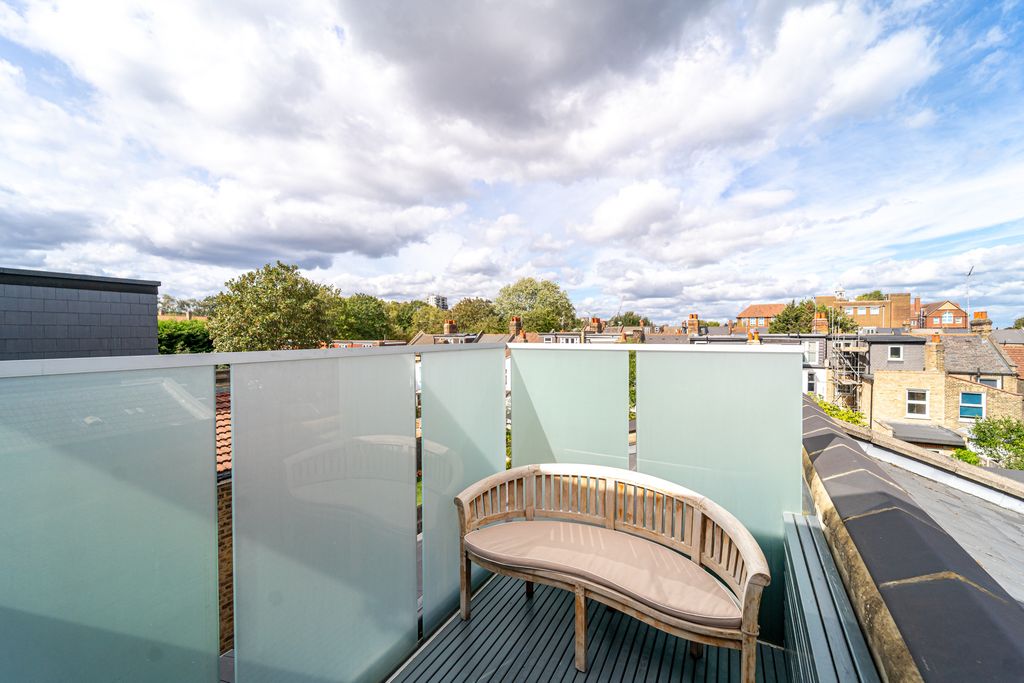 Property photo 3 of 17 Ndb08643