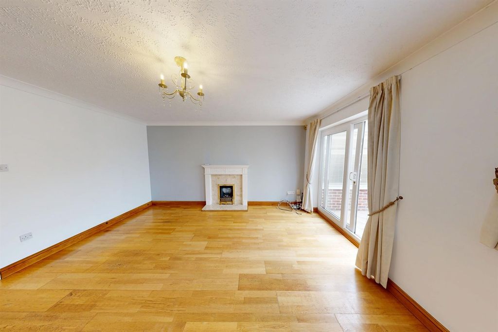 Property photo 2 of 16 2.Jpg