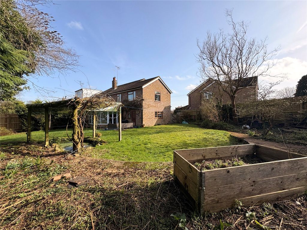 Property photo 2 of 35 Picture No. 08