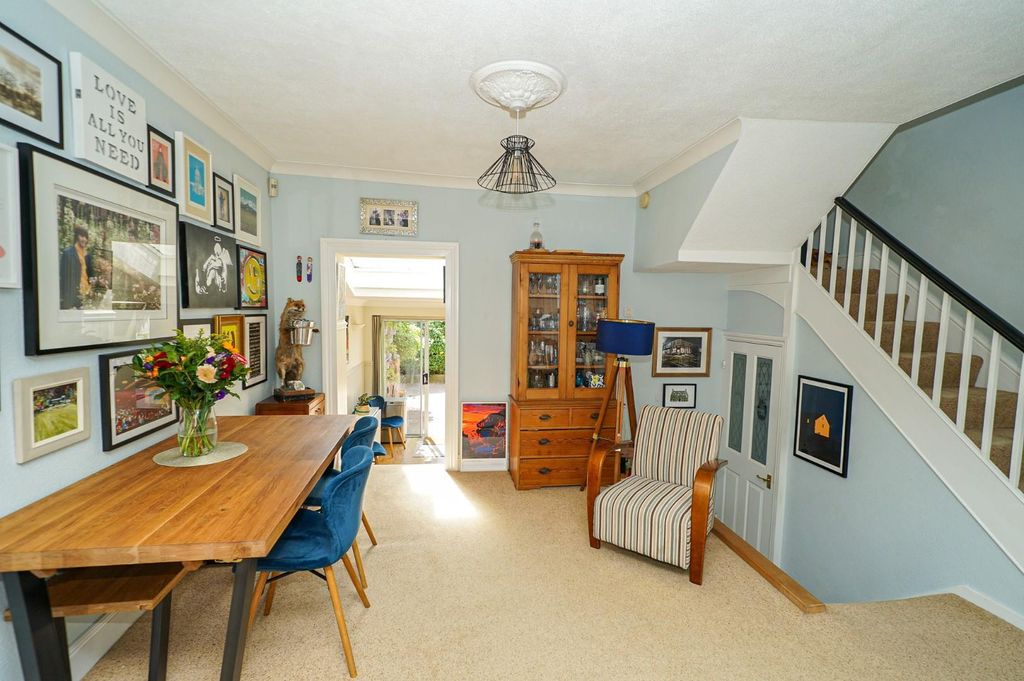 Property photo 2 of 29