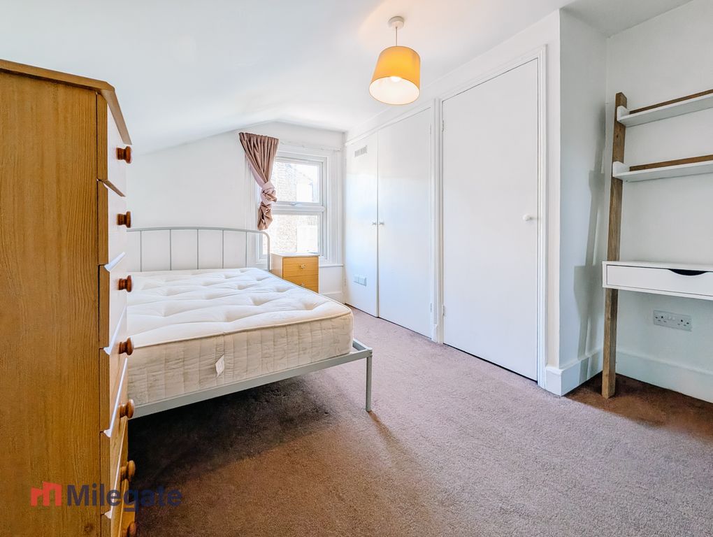 Property photo 3 of 10 Photo 3