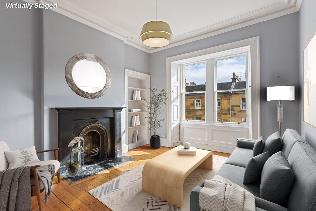 Property photo 2 of 25