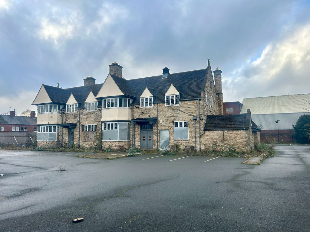 Property photo 3 of 7