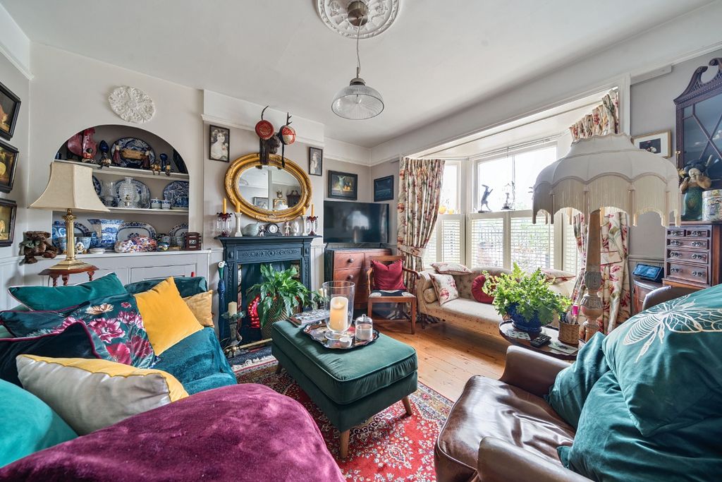 Property photo 2 of 20 3900443