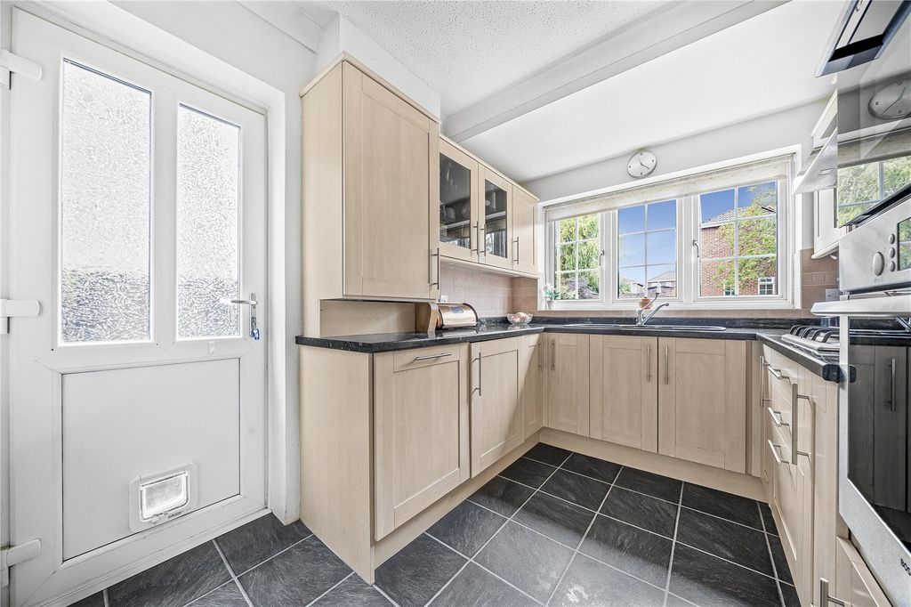 Property photo 3 of 19 Picture No. 13