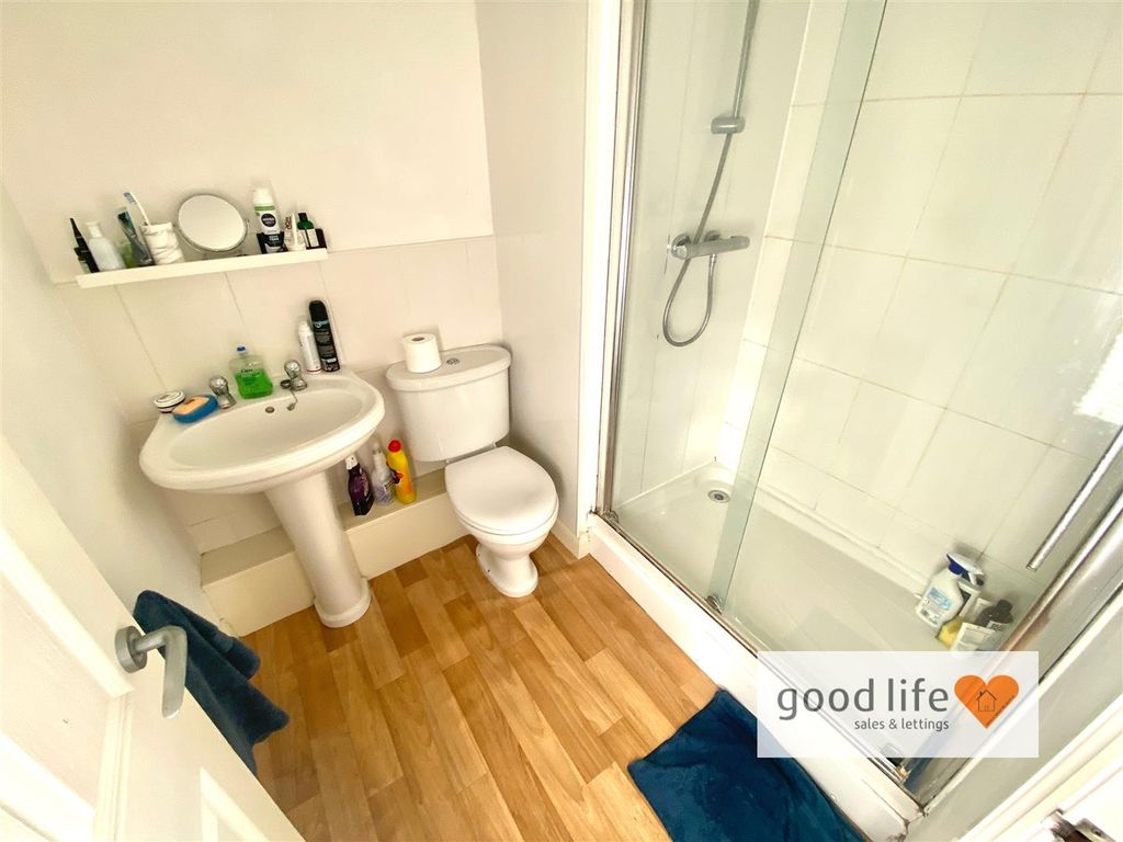 Property photo 2 of 9 20241126_113506552_Ios38Aylesford.Jpg