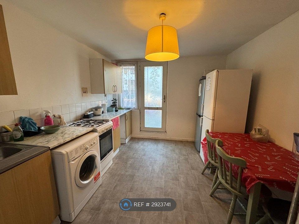 Property photo 3 of 5