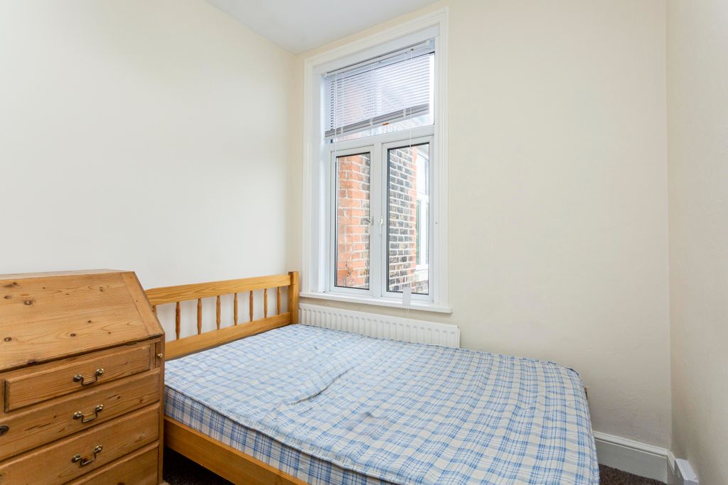 Property photo 3 of 24