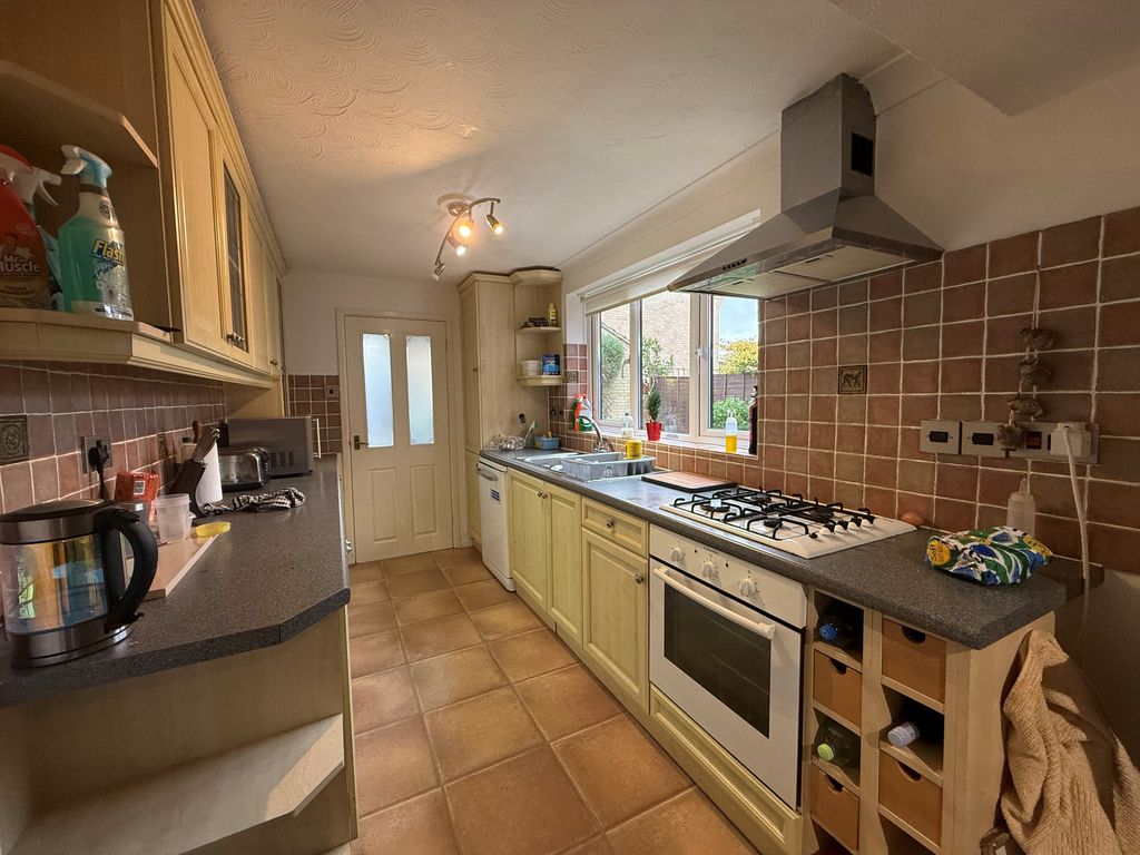 Property photo 2 of 11