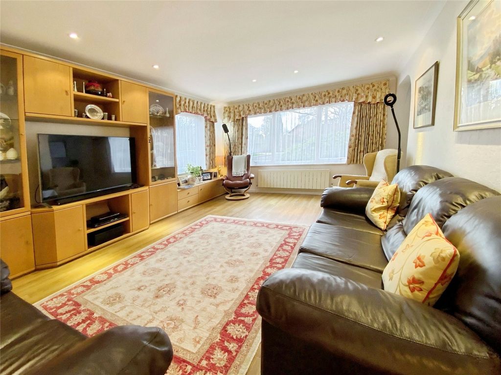 Property photo 3 of 25 Picture No. 09