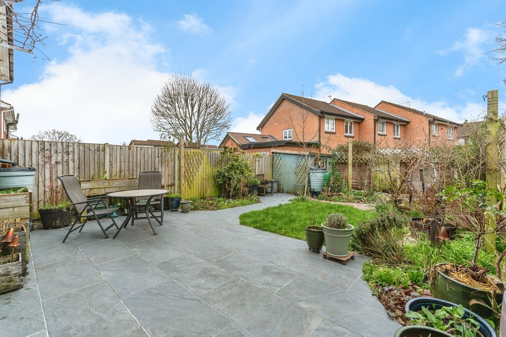 Property photo 3 of 17