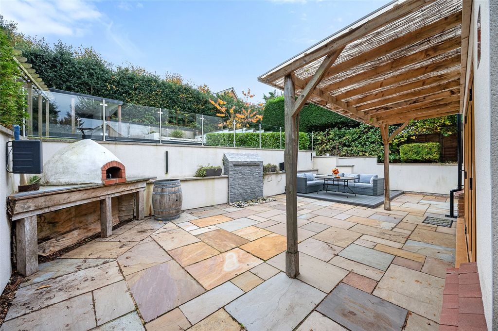 Property photo 3 of 51 Garden