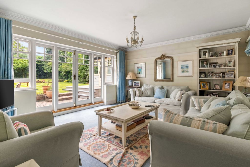 Additional image 16 of 6 bed detached house for saleGreenway, Hutton Mount, Brentwood CM13