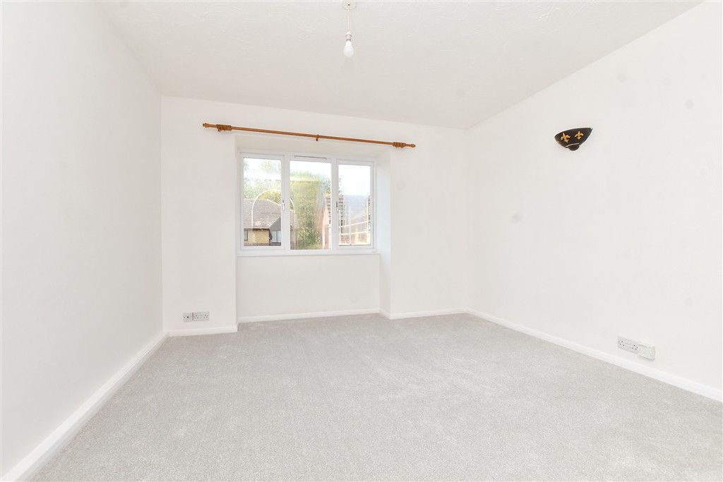 Property photo 2 of 8 Living Room