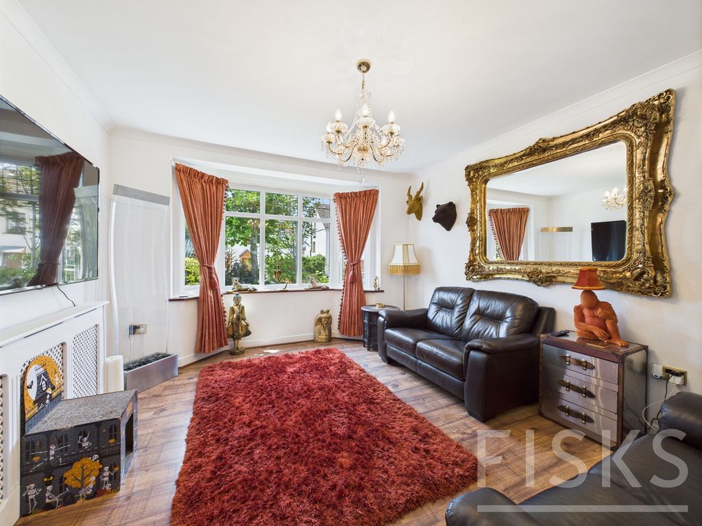 Property photo 2 of 24