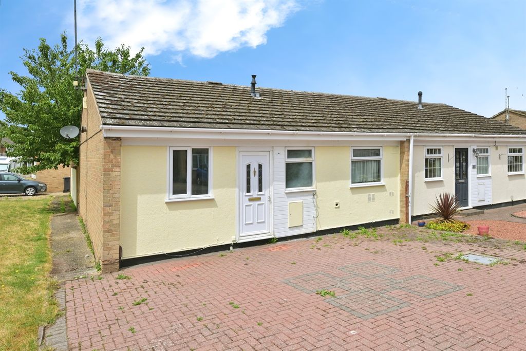 Property photo 1 of 9