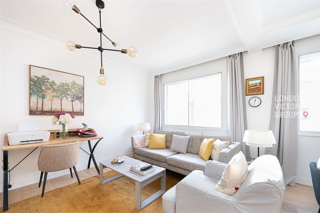 Property photo 2 of 15 1-3979.Jpg