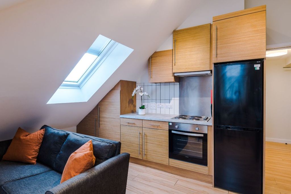 Property photo 2 of 5 Shf9 - Living Area / Kitchen