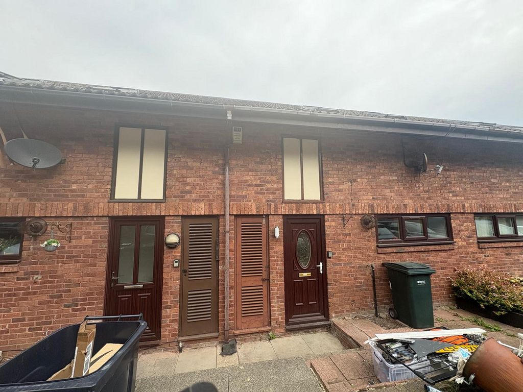 Property photo 1 of 1