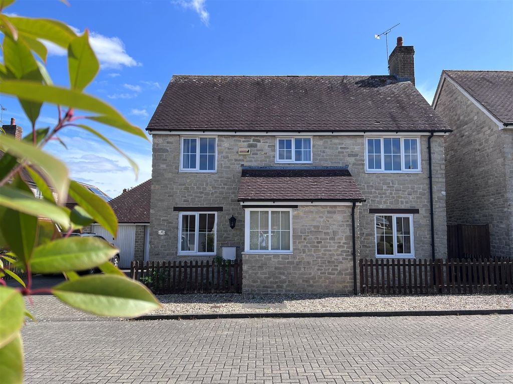 Property photo 1 of 14 Nursery Front Pic 2.Jpg