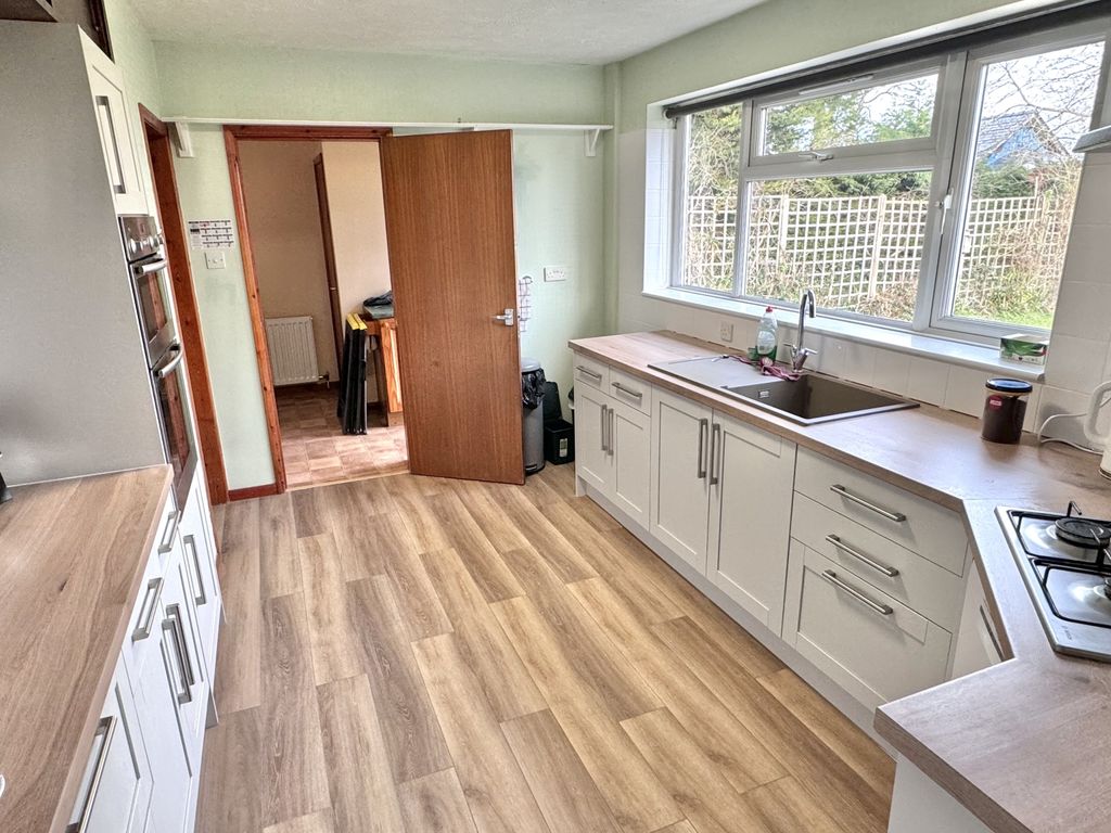 Property photo 3 of 18 Img_2758