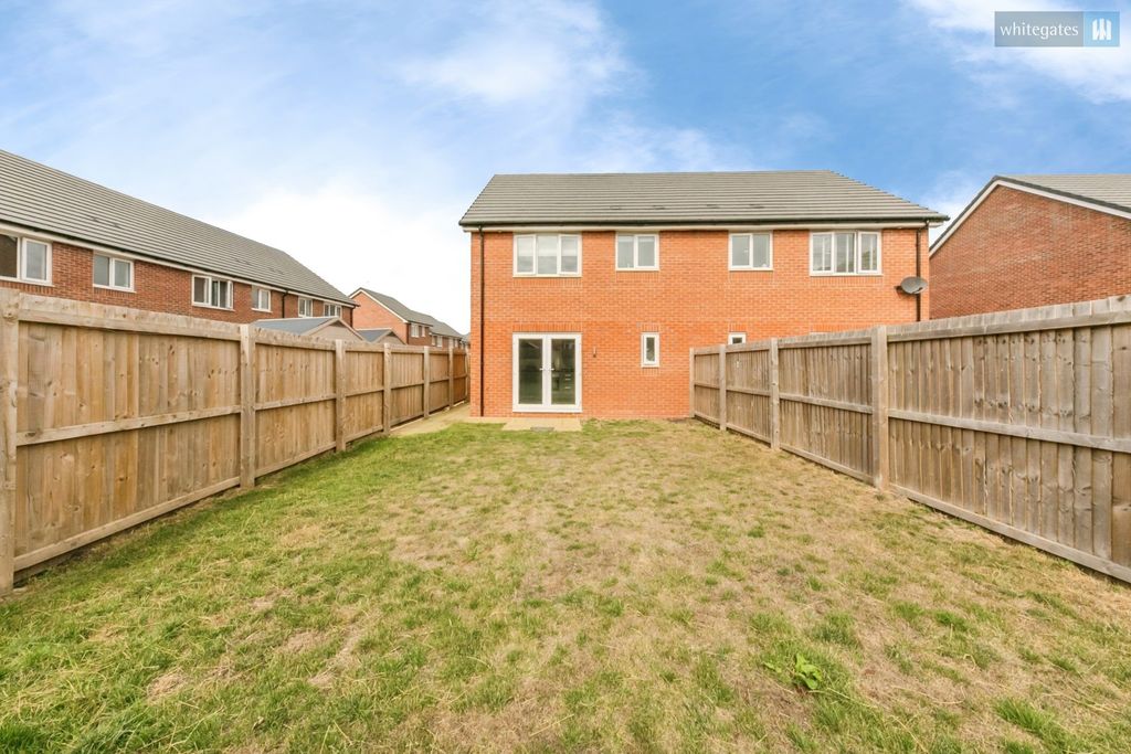 Property photo 2 of 22 Pbox-Img.Jpg