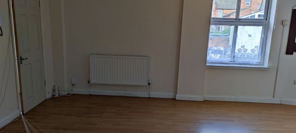 Property photo 2 of 4