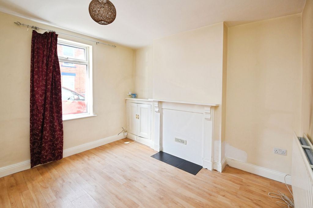 Property photo 2 of 15 Photo