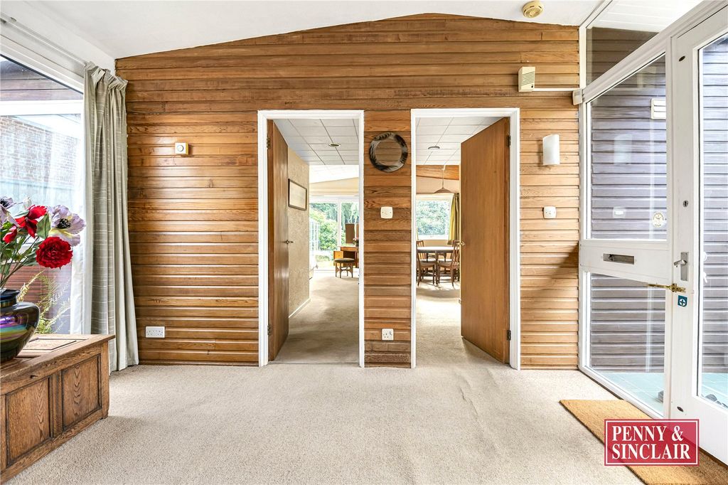 Property photo 2 of 20 Picture No. 05