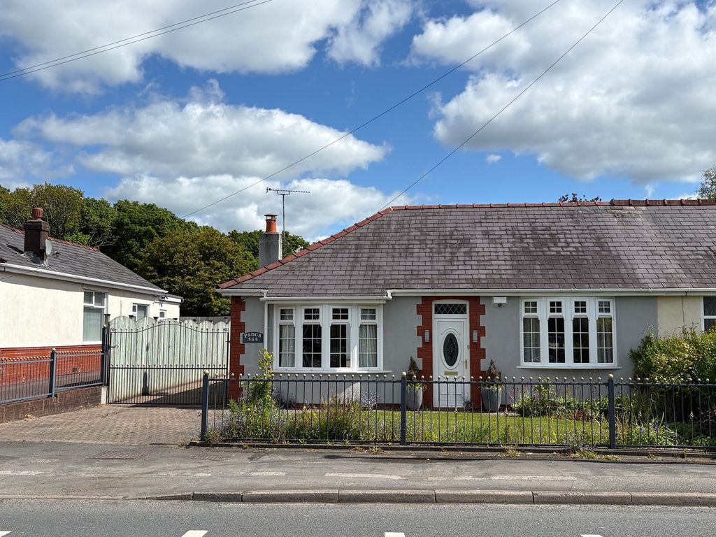 Property photo 1 of 23