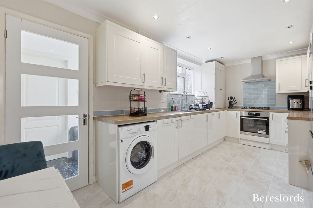 Property photo 3 of 17 Picture No. 20