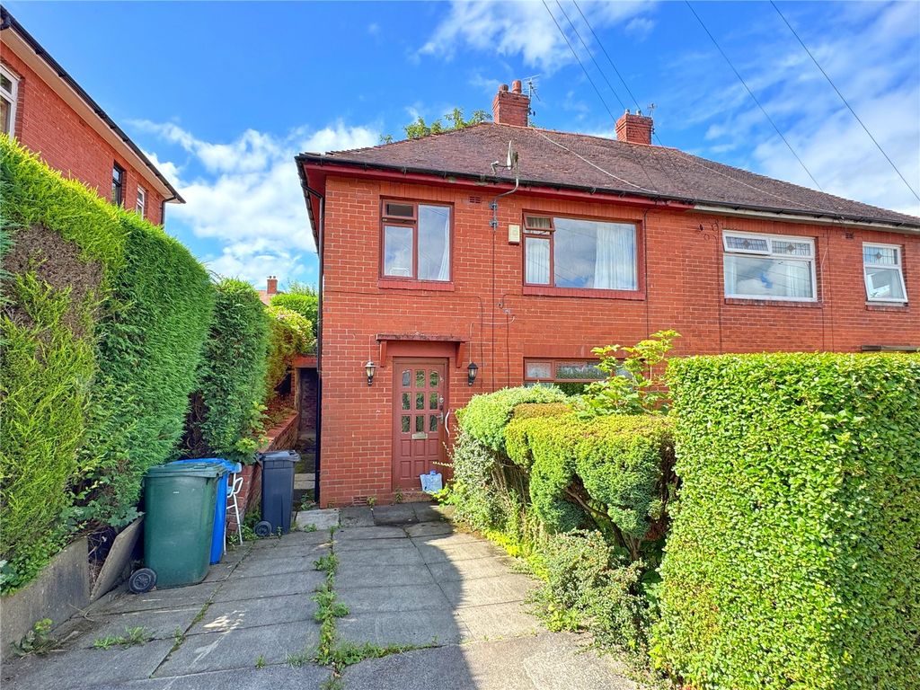 Property photo 1 of 17 Semi-Detached