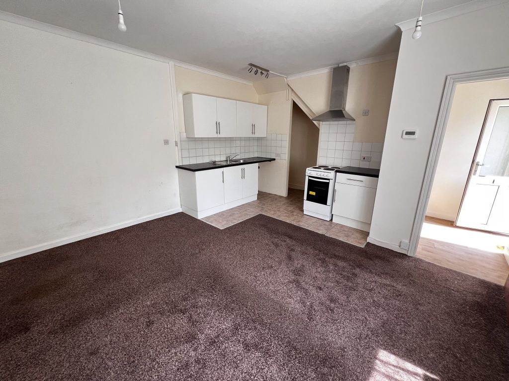 Property photo 3 of 7 Img_2765