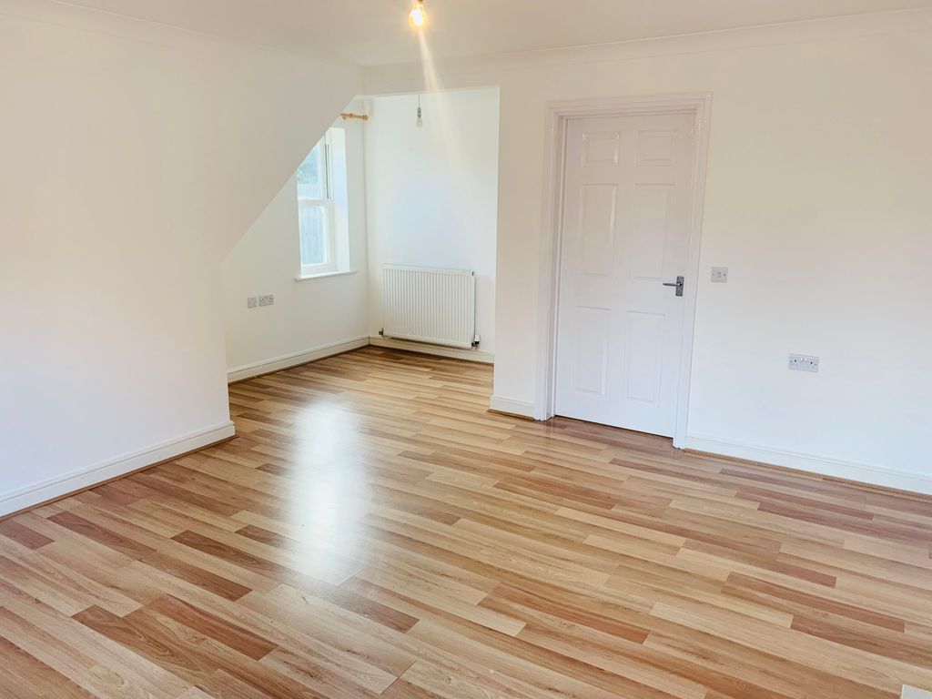 Property photo 2 of 13 View