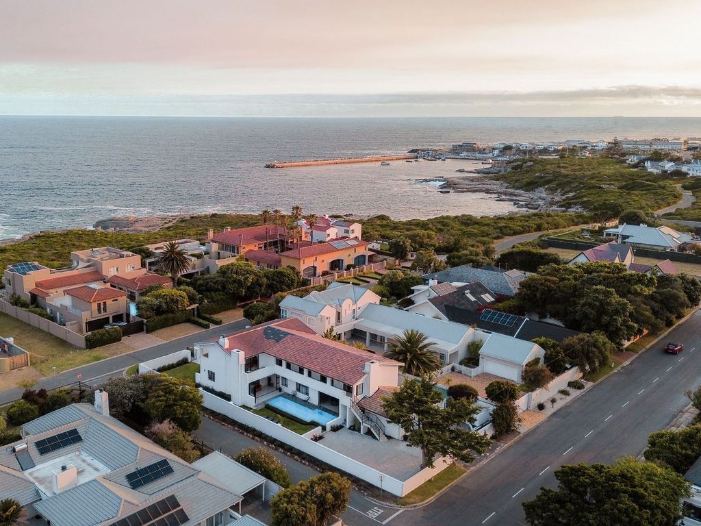 Property photo 1 of 39 Hf1700338