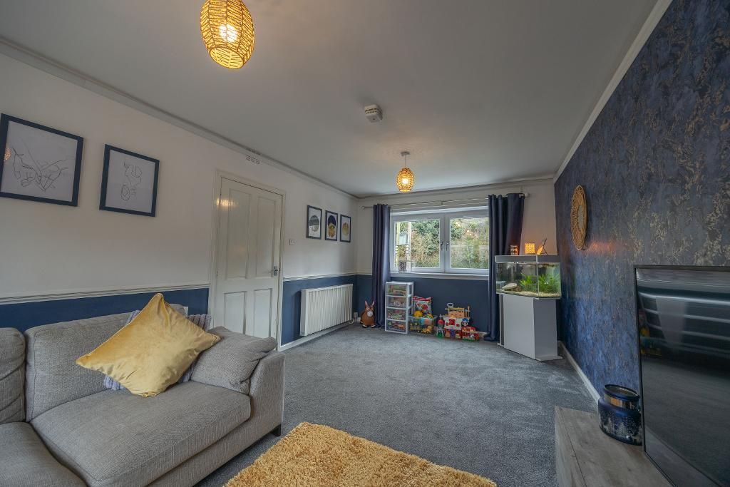 Property photo 3 of 16 Photo 3