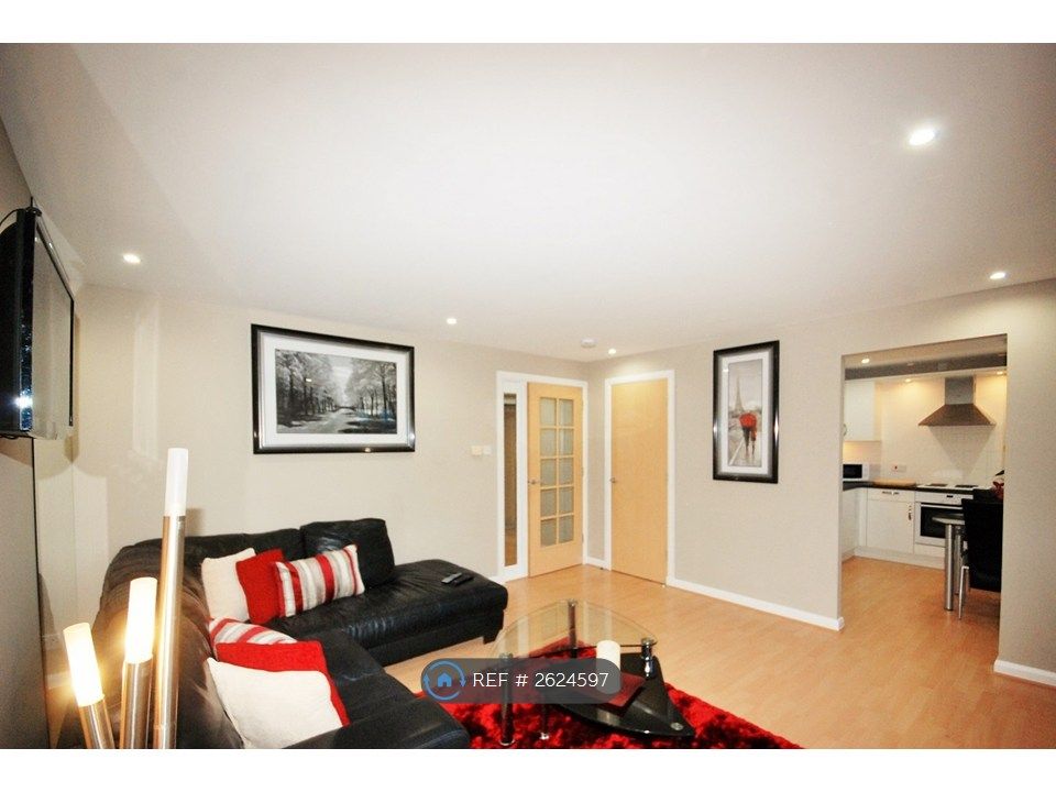 Property photo 3 of 12