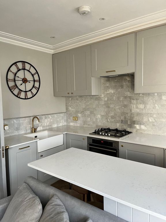 Property photo 1 of 10 Kitchen