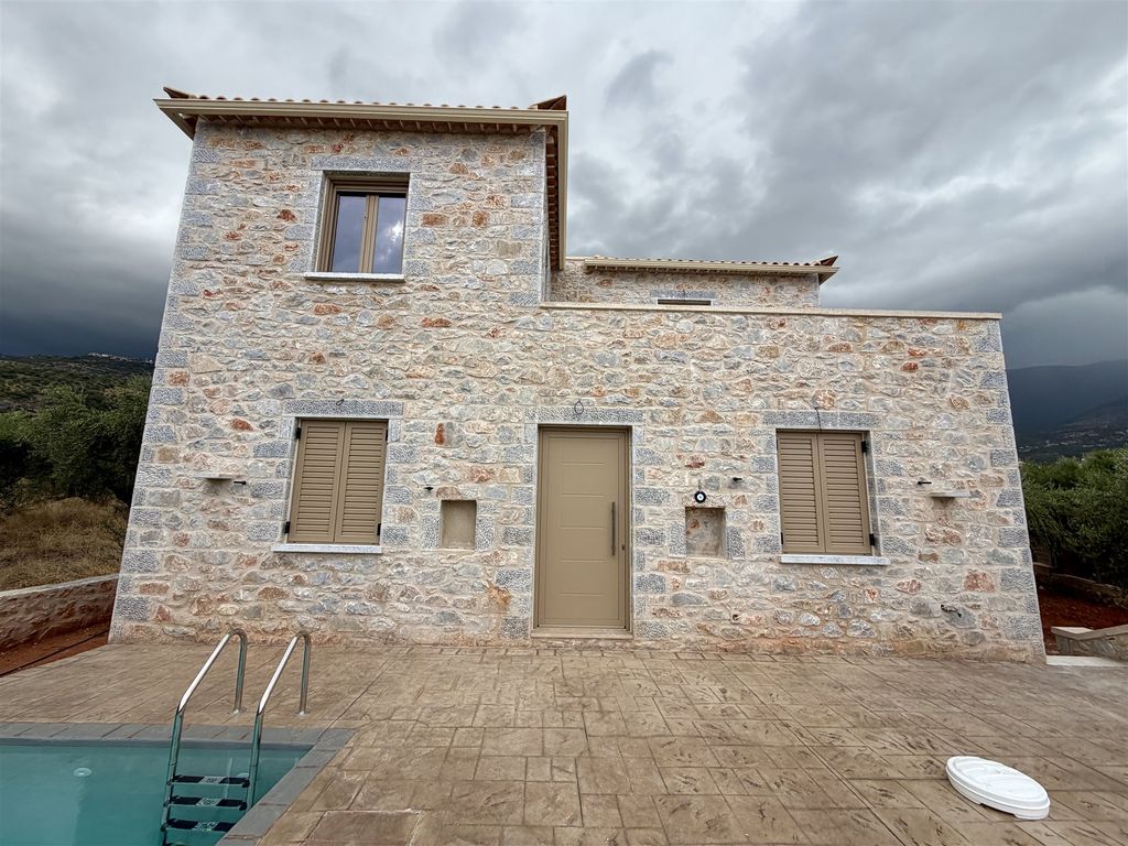Property photo 1 of 55 For Sale:Newly Built Detached Two-Stores Villa With Swimming Pool,Close To The Sea