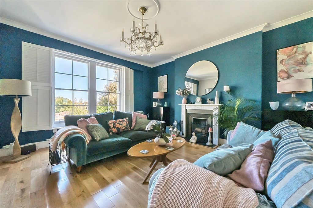 Property photo 1 of 29 Picture No. 09