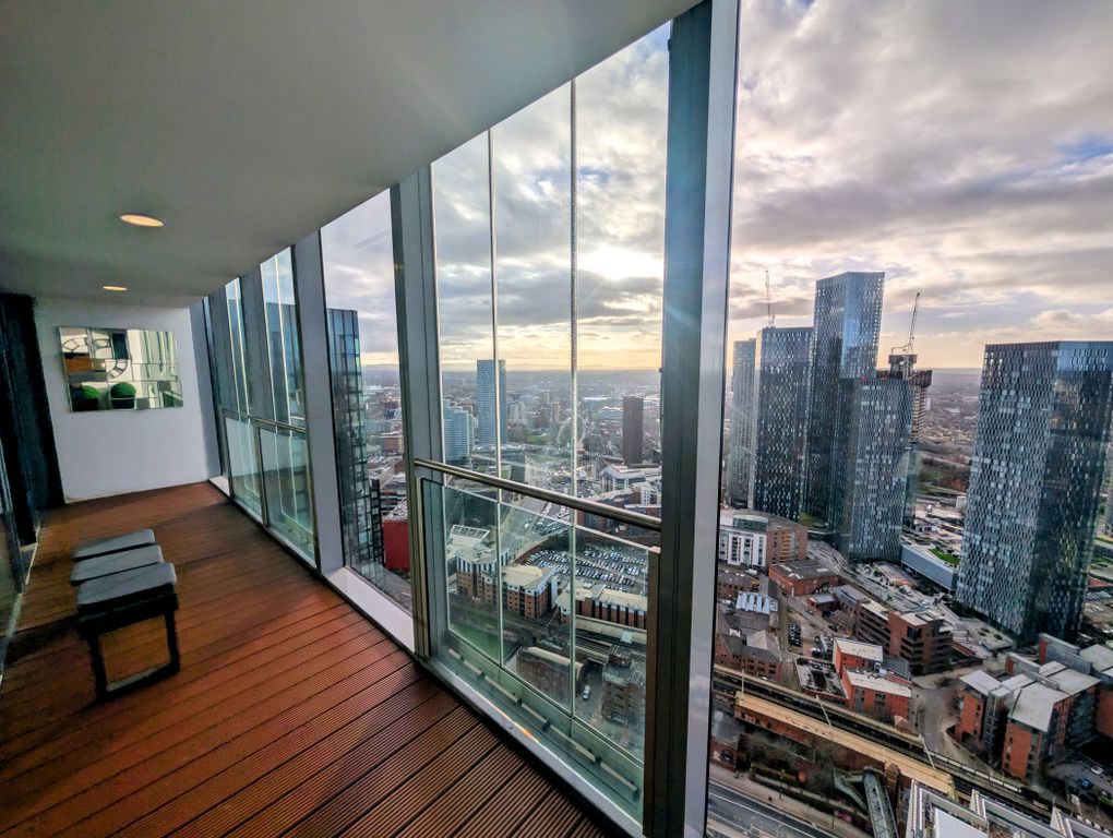 Property photo 2 of 10