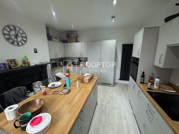 Property photo 1 of 18 8643985.Jpg