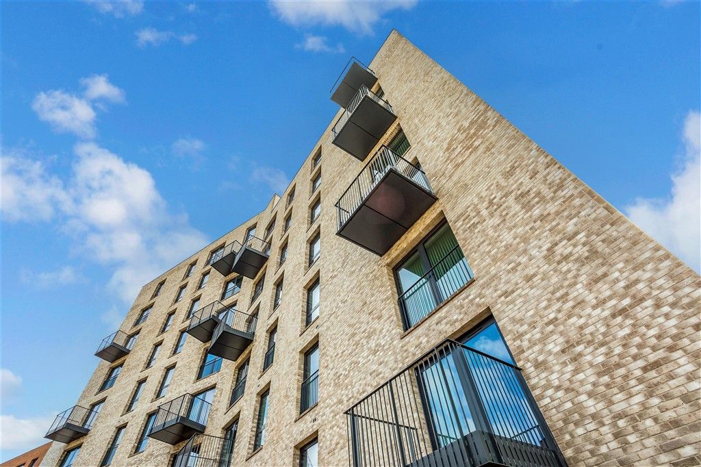 Property photo 1 of 15 External