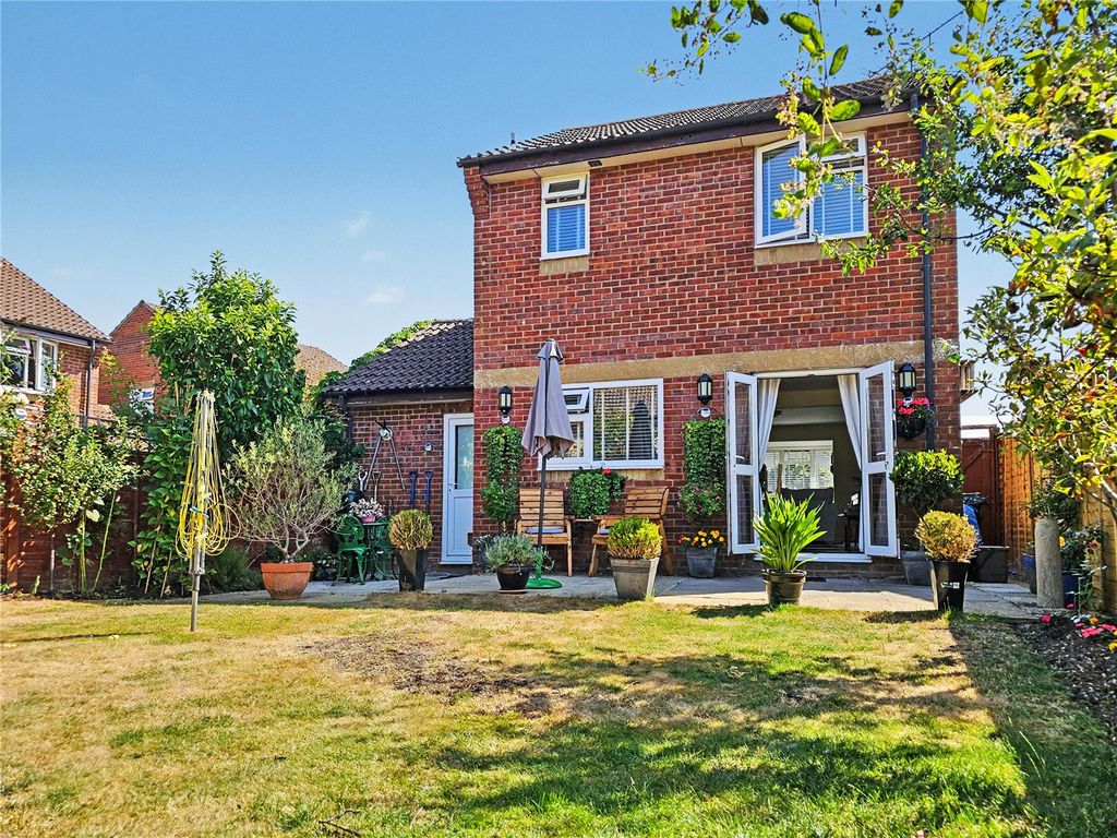 Property photo 2 of 18 Picture No. 26